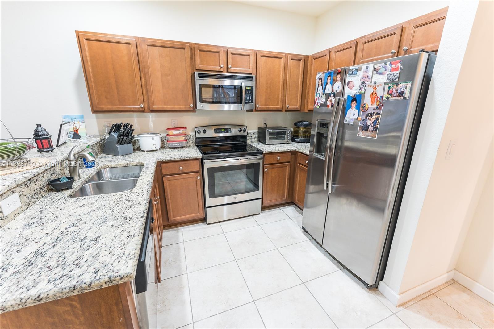 15089 Southwest 117th Way Miami, FL 33196 - Photo 12 of 31