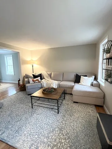 $574,900 | 74 Fairview Park Road, Sturbridge, MA 01566