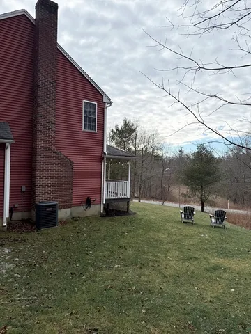 $574,900 | 74 Fairview Park Road, Sturbridge, MA 01566