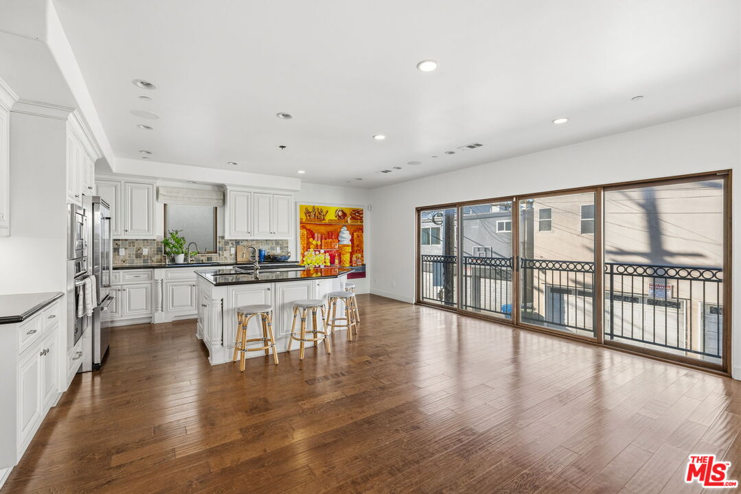 17 Privateer Street Marina del Rey, CA 90292 - Photo 22 of 56