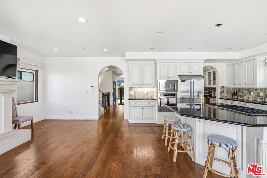 17 Privateer Street Marina del Rey, CA 90292 - Photo 25 of 56