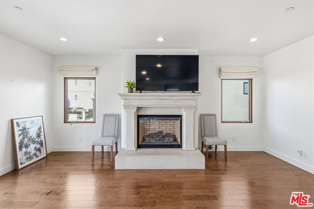 17 Privateer Street Marina del Rey, CA 90292 - Photo 26 of 56