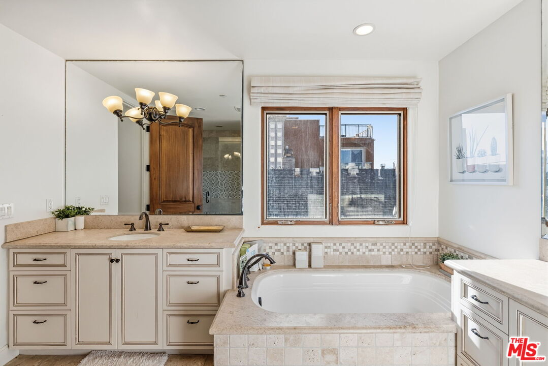 17 Privateer Street Marina del Rey, CA 90292 - Photo 42 of 56