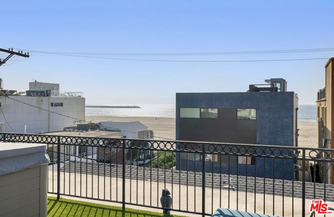 17 Privateer Street Marina del Rey, CA 90292 - Photo 7 of 56