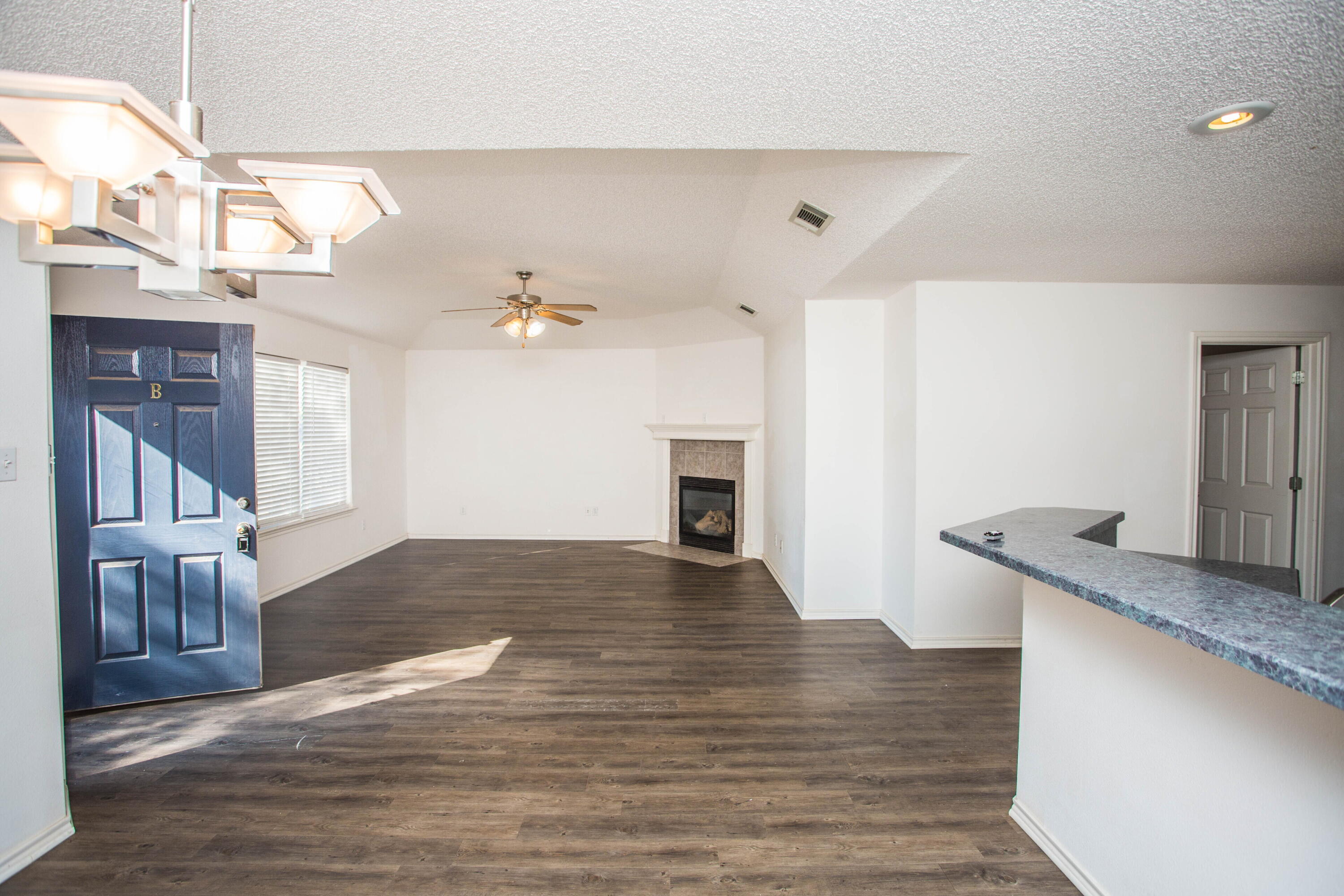 3114 111th Street Lubbock, TX 79423 - Photo 3 of 26