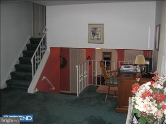 108 Hogeland Road Southampton, PA 18966 - Photo 2 of 6 Gallery Image 2
