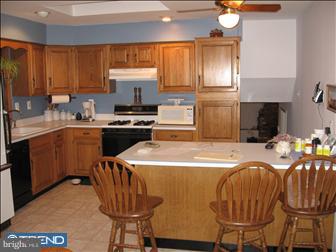 108 Hogeland Road Southampton, PA 18966 - Photo 3 of 6 Gallery Image 3