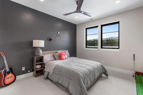 $3,995,000 | 713 North Center Valley Road, Sandpoint, ID 83864