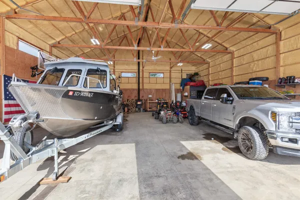 $3,995,000 | 713 North Center Valley Road, Sandpoint, ID 83864