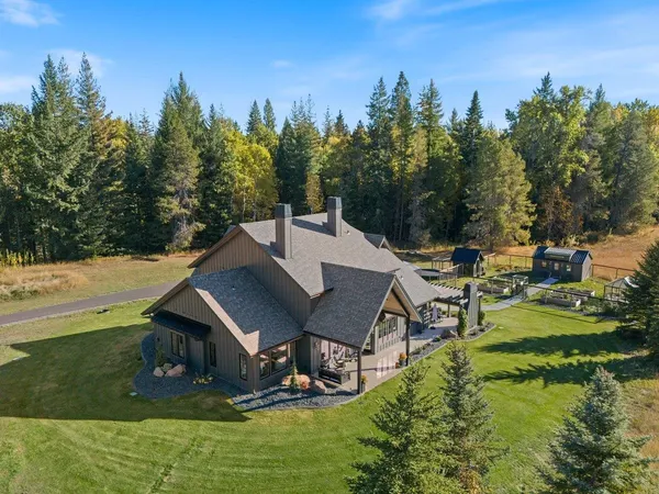 $3,995,000 | 713 North Center Valley Road, Sandpoint, ID 83864
