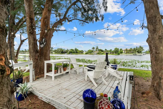 $5,250,000 | 7420 West Lake Drive, Lake Clarke Shores, FL 33406