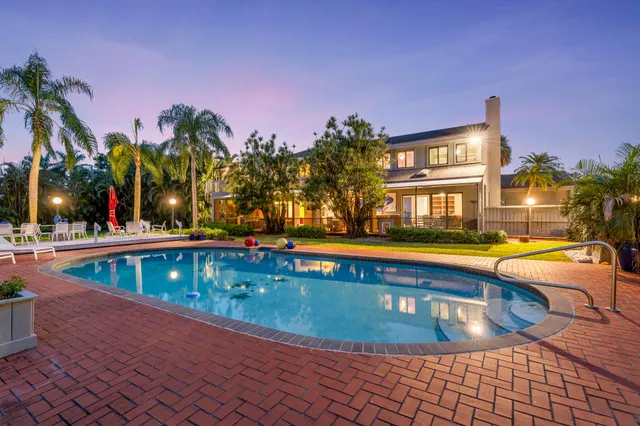 $5,250,000 | 7420 West Lake Drive, Lake Clarke Shores, FL 33406