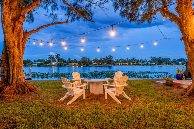 $5,250,000 | 7420 West Lake Drive, Lake Clarke Shores, FL 33406