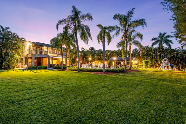 $5,250,000 | 7420 West Lake Drive, Lake Clarke Shores, FL 33406