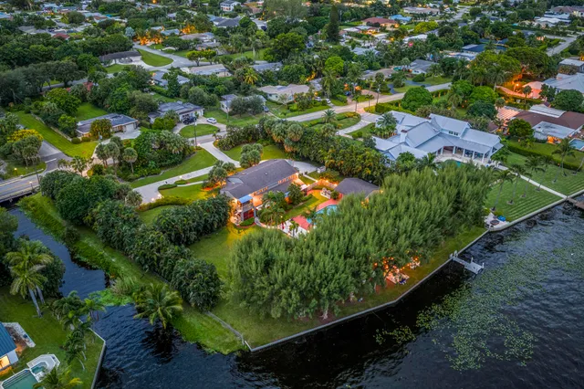 $5,250,000 | 7420 West Lake Drive, Lake Clarke Shores, FL 33406