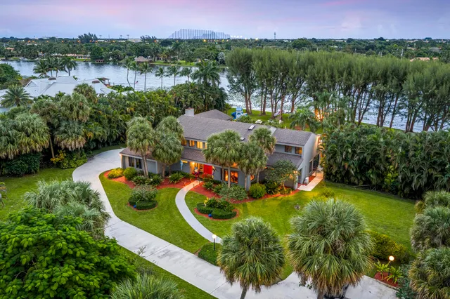 $5,250,000 | 7420 West Lake Drive, Lake Clarke Shores, FL 33406