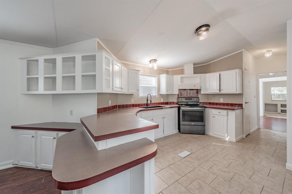 419 Wood River Road Millsap, TX 76066 - Photo 13 of 25