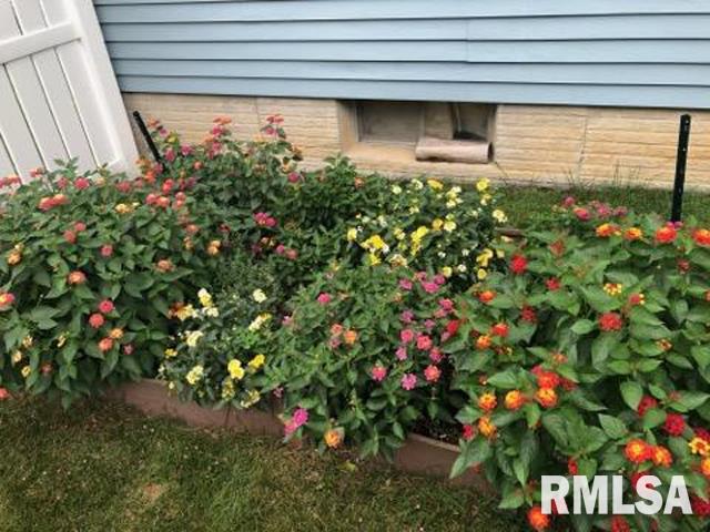 5036 Heatherstone Road Bettendorf, IA 52722 - Photo 29 of 35 Gallery Image 29