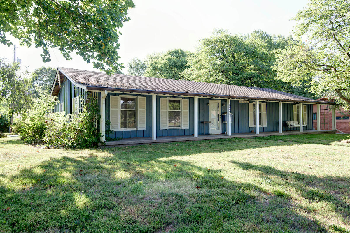 2048 South Prairie Lane Springfield, MO 65804 - Photo 1 of 1 Prairie Lane