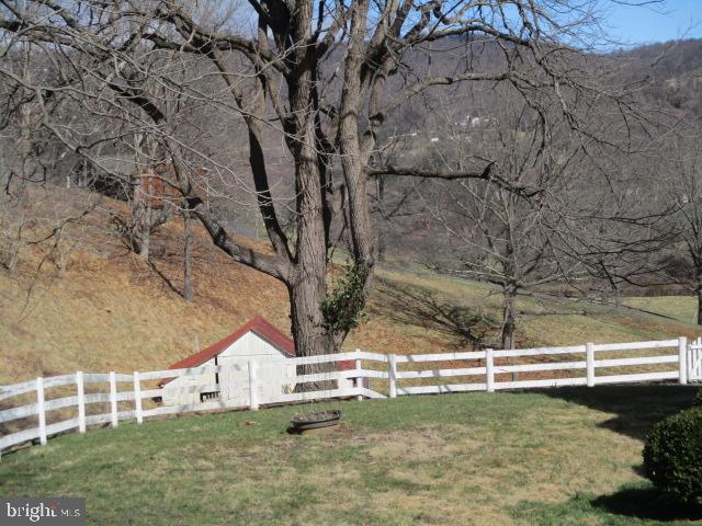 1437 Fiery Run Road Linden, VA 22642 - Photo 8 of 28 Gallery Image 8
