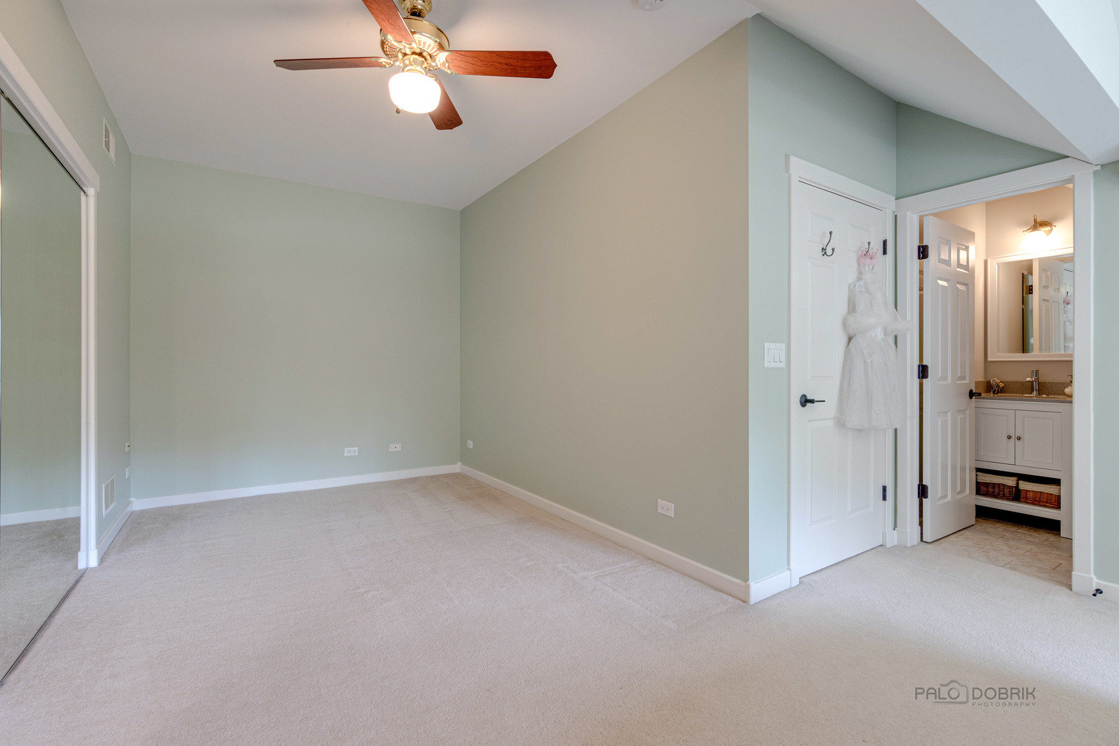 590 West Helen Road Palatine, IL 60067 - Photo 43 of 95