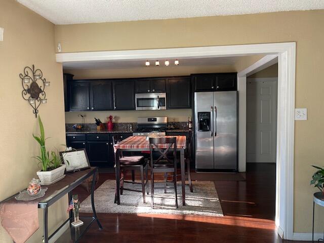 3502 Grandview Avenue Riverside, CA 92509 - Photo 11 of 28 kitchen 2