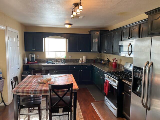 3502 Grandview Avenue Riverside, CA 92509 - Photo 12 of 28 kitchen 3