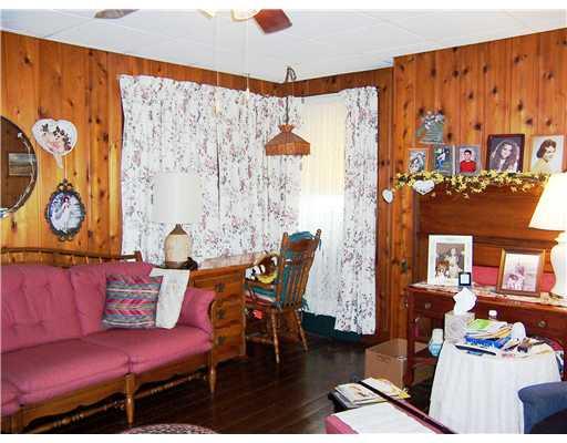 52 Cemetery Road Perryopolis, PA 15473 - Photo 6 of 14 Living Room.