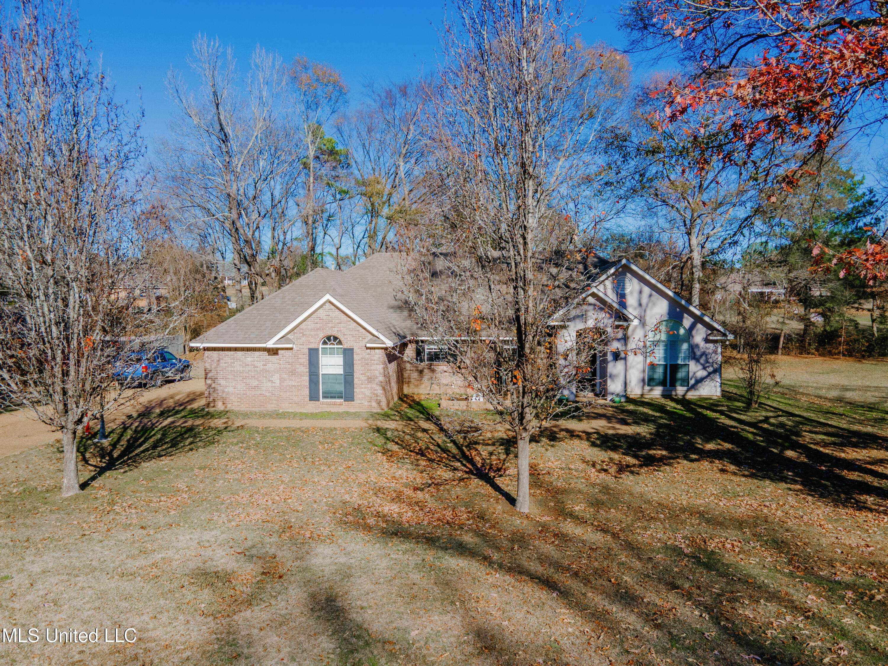 204 Ridge Park Cove Raymond, MS 39154 - Photo 11 of 64 11-Front