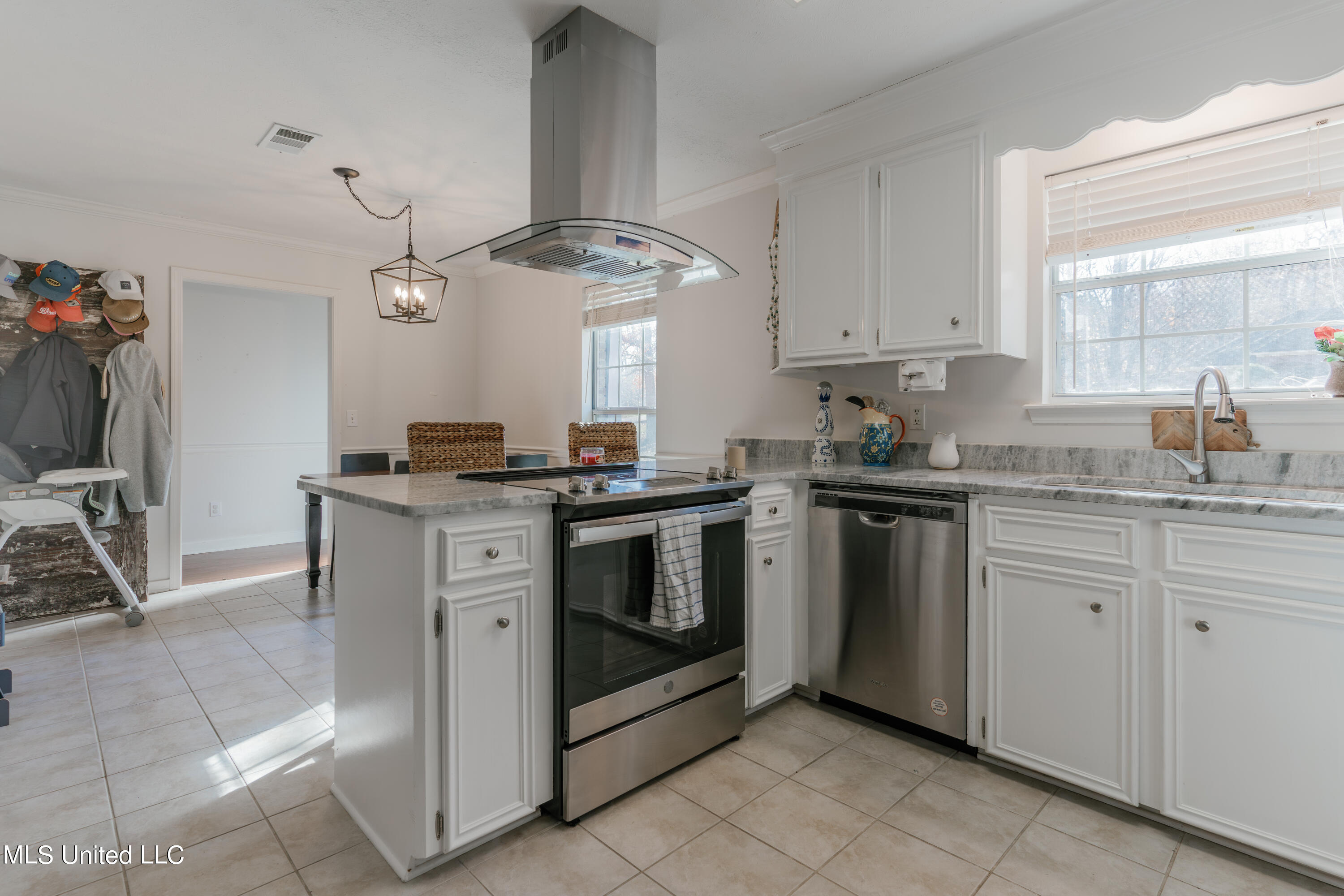 204 Ridge Park Cove Raymond, MS 39154 - Photo 20 of 64 20-Kitchen