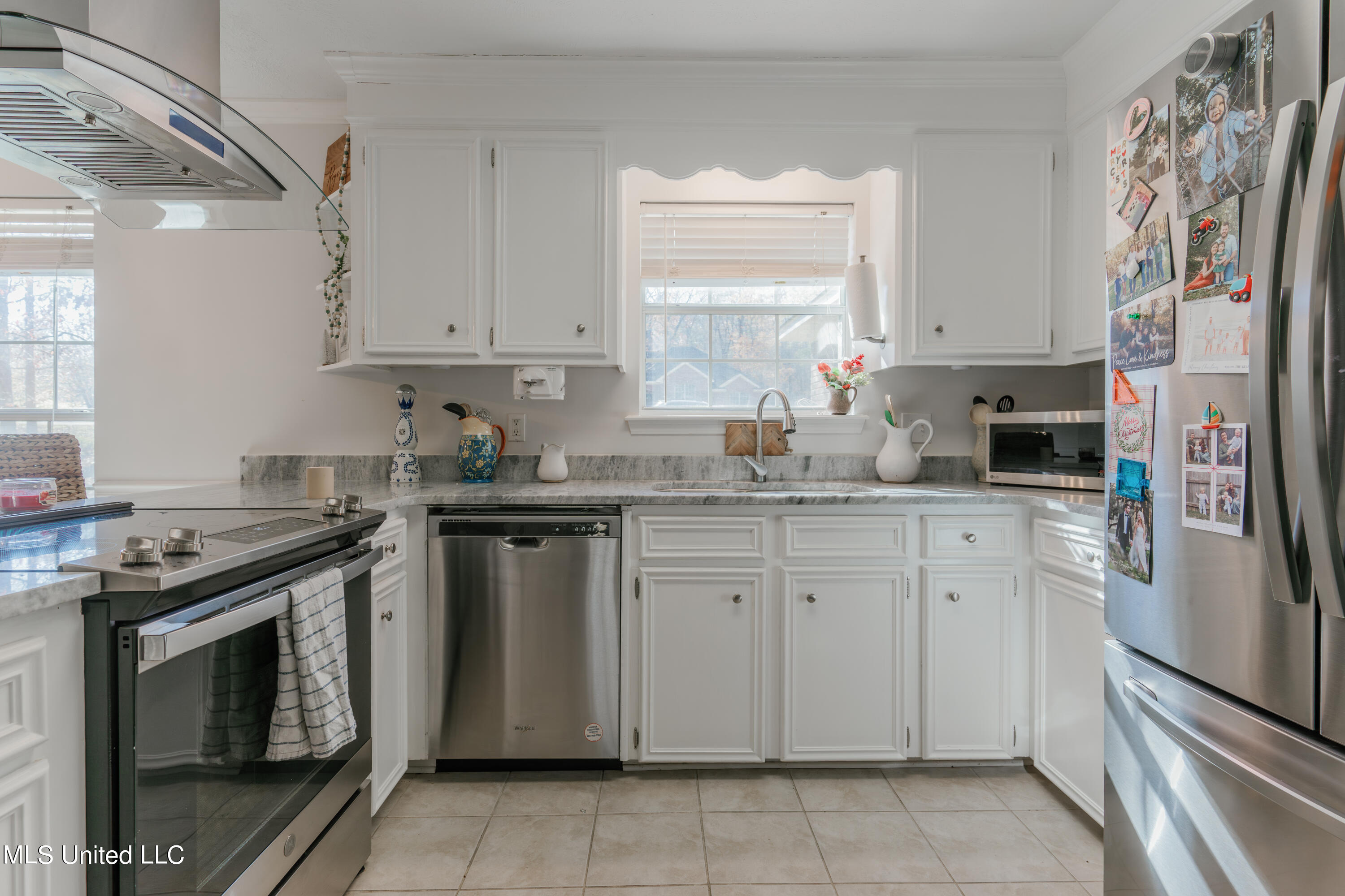 204 Ridge Park Cove Raymond, MS 39154 - Photo 21 of 64 21-Kitchen