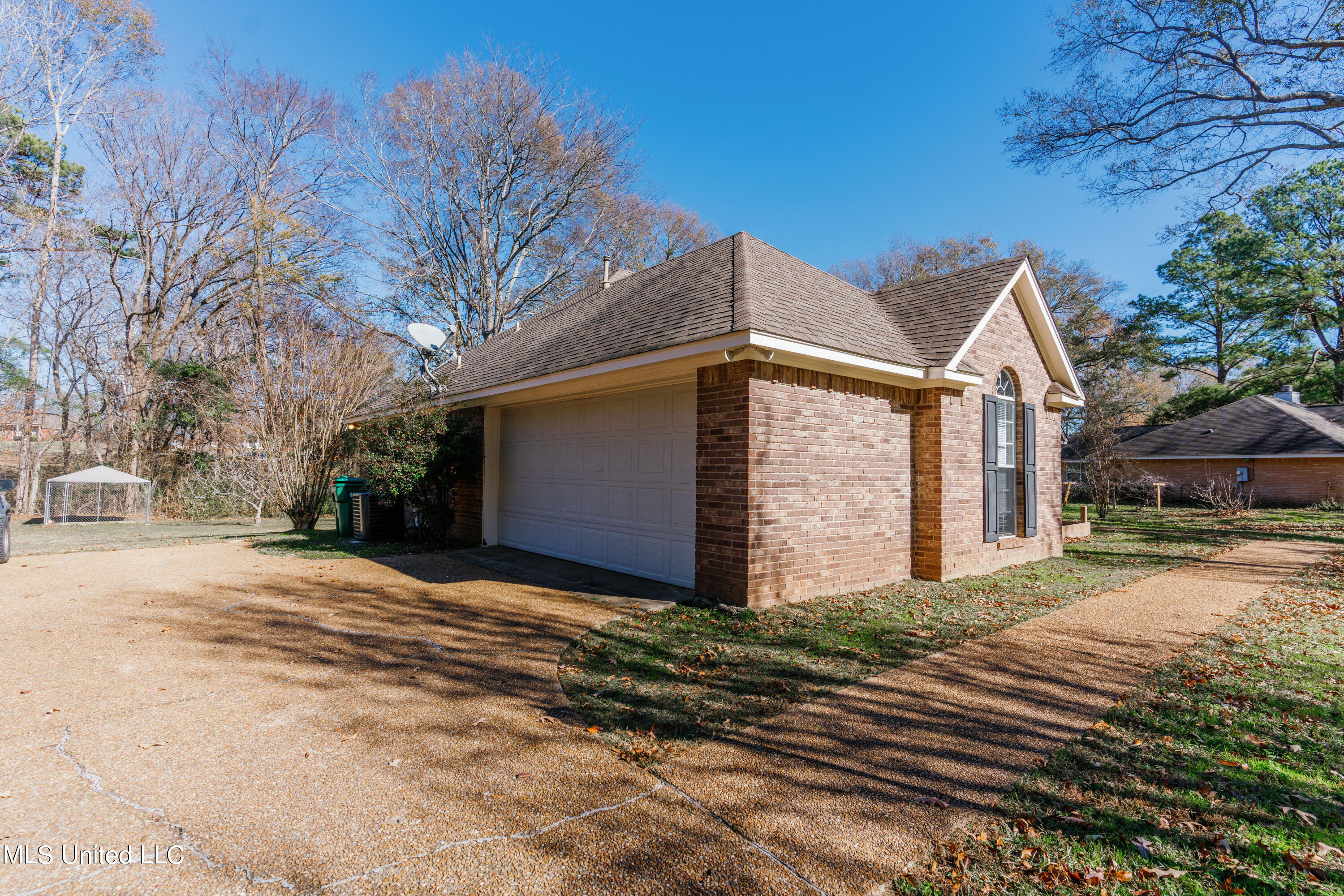 204 Ridge Park Cove Raymond, MS 39154 - Photo 4 of 64 4-Front