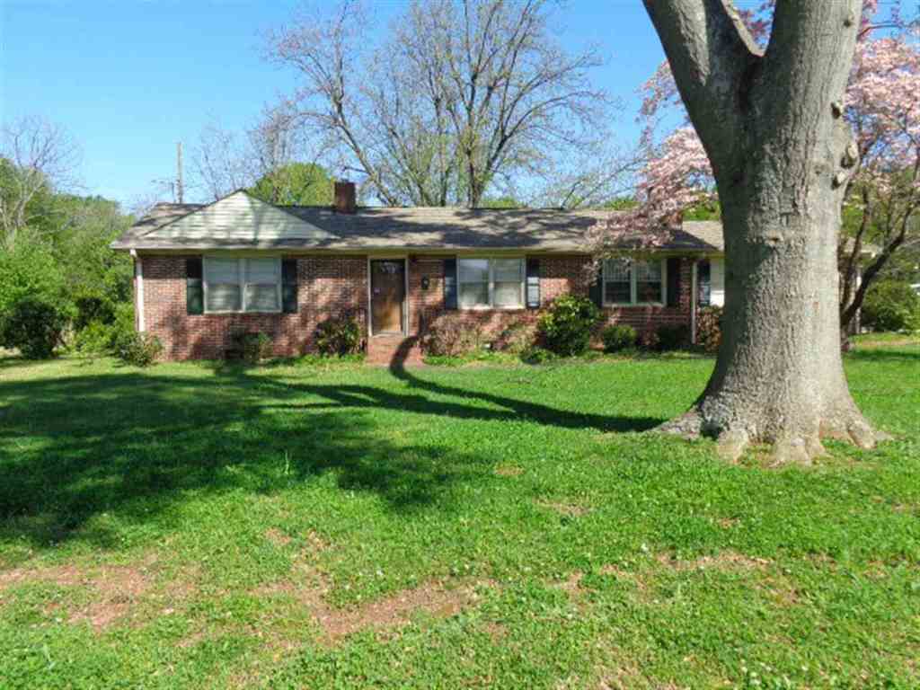 811 George Albert Lake Road Anderson, SC 29624 - Photo 1 of 23 Gallery Image 1