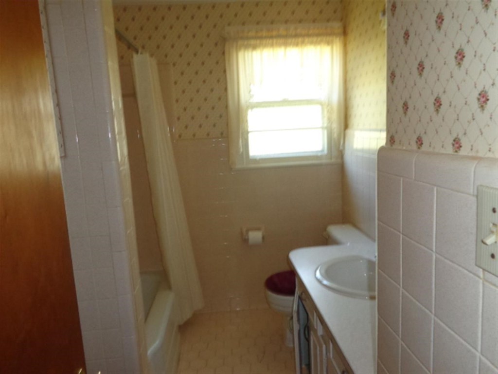 811 George Albert Lake Road Anderson, SC 29624 - Photo 14 of 23 Gallery Image 14