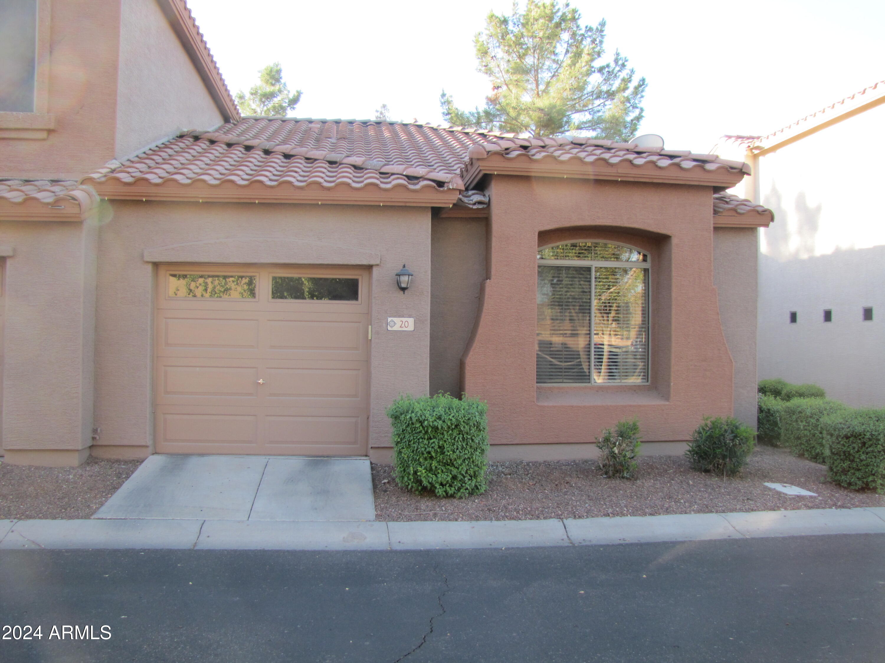 2600 East Springfield Place, Unit 20 Chandler, AZ 85286 - Photo 1 of 14 IMG_0913