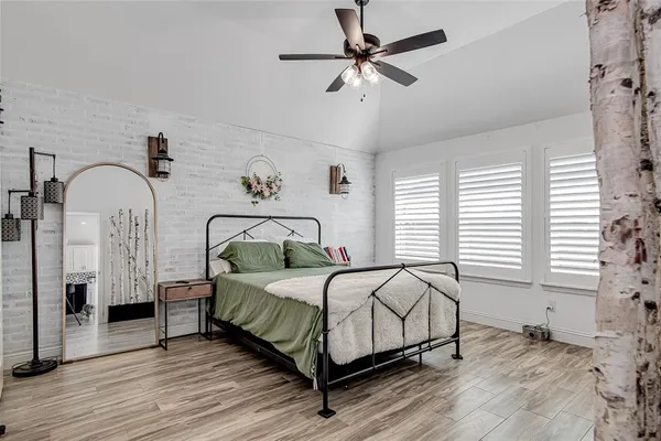 $2,600 | 812 Rogers Avenue, Godley, TX 76044