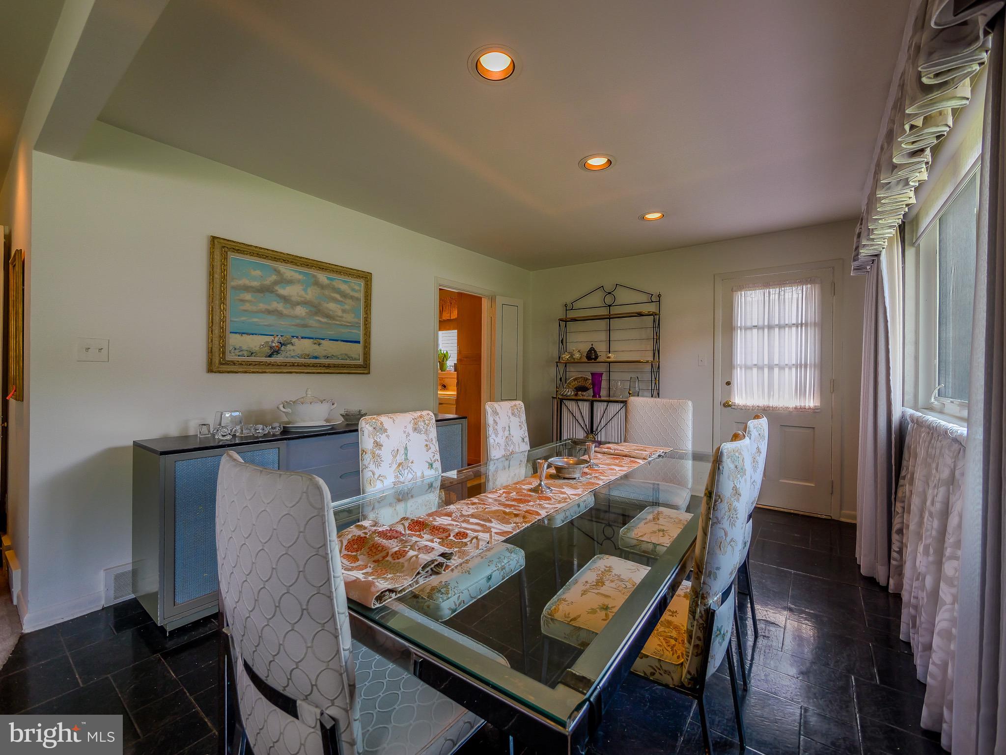1727 Green Valley Road Havertown, PA 19083 - Photo 18 of 55