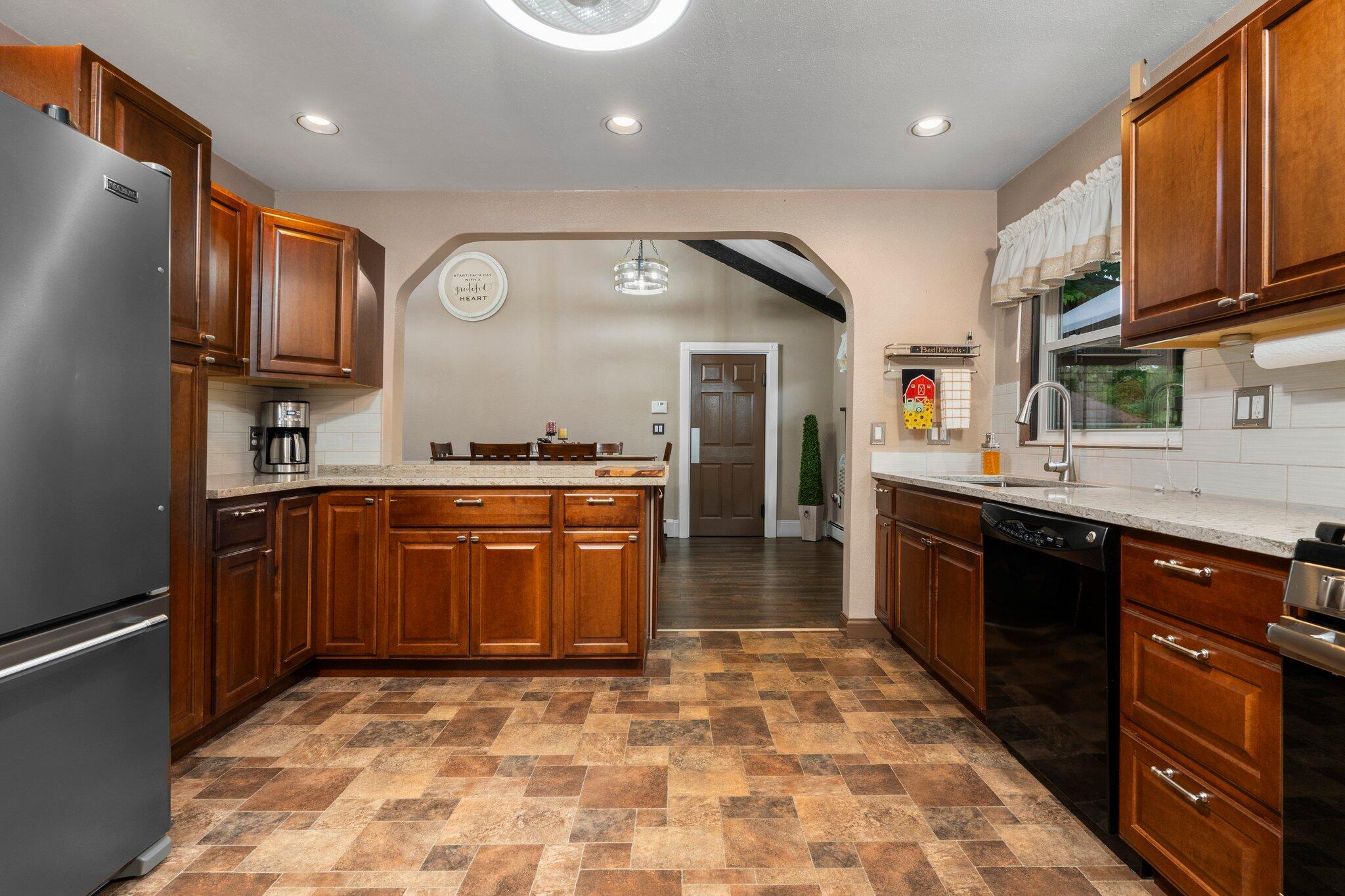 1500 Judd Road Saline, MI 48176 - Photo 24 of 117 kitchen