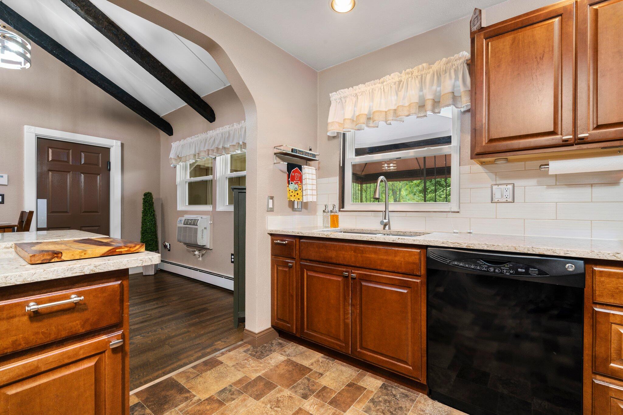 1500 Judd Road Saline, MI 48176 - Photo 25 of 117 kitchen