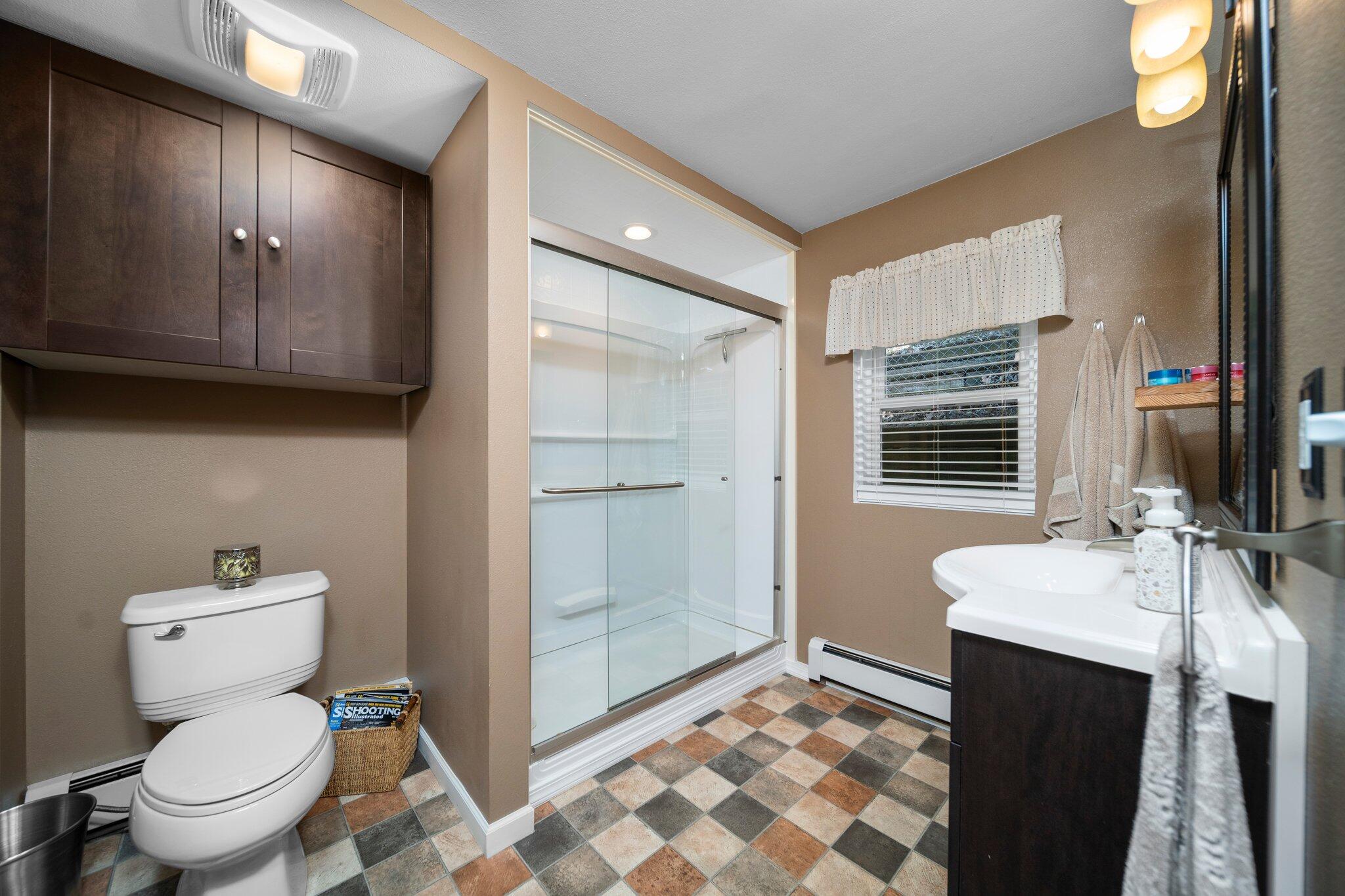 1500 Judd Road Saline, MI 48176 - Photo 37 of 117 Primary bath