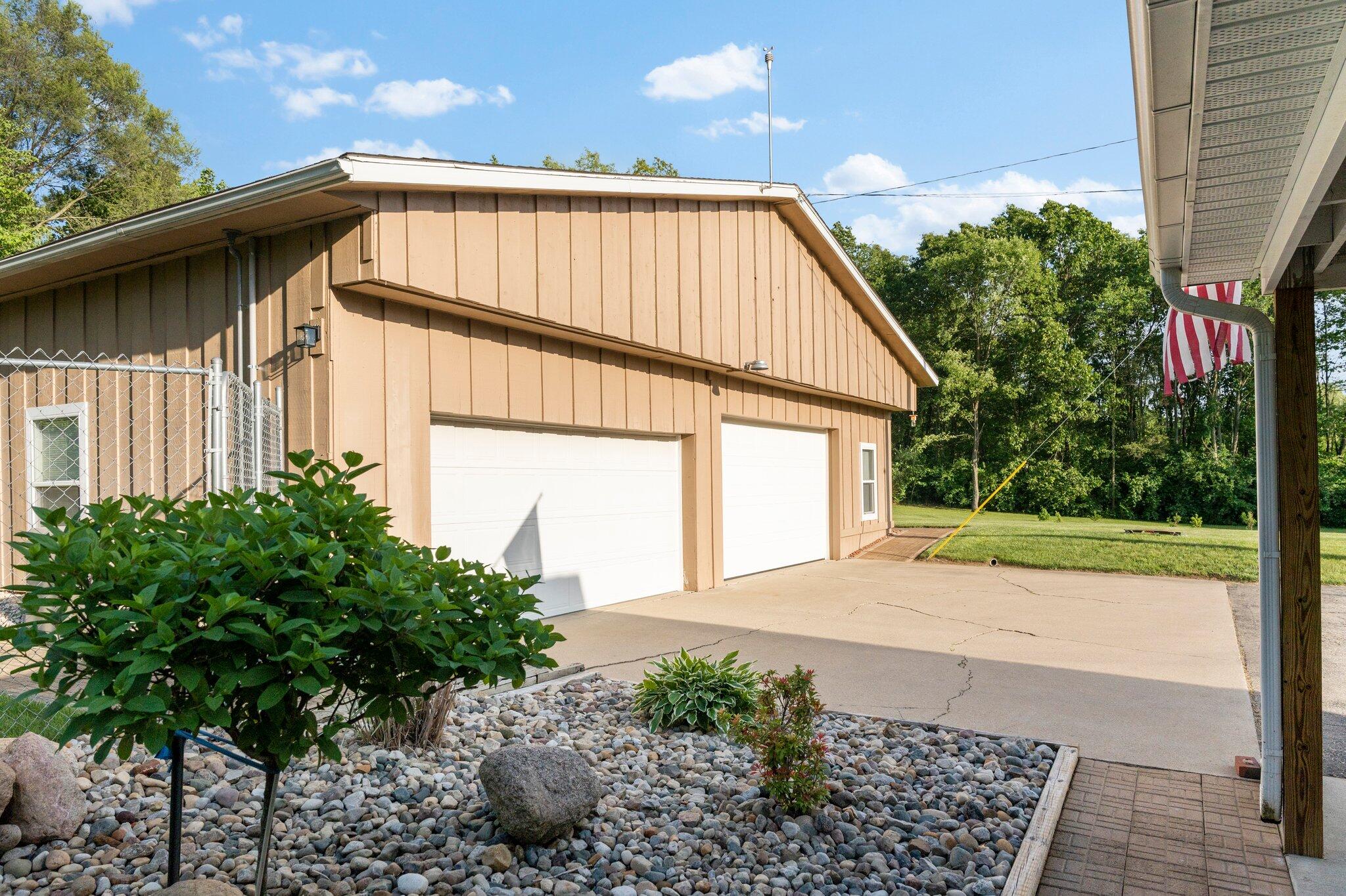 1500 Judd Road Saline, MI 48176 - Photo 93 of 117 4 car garage