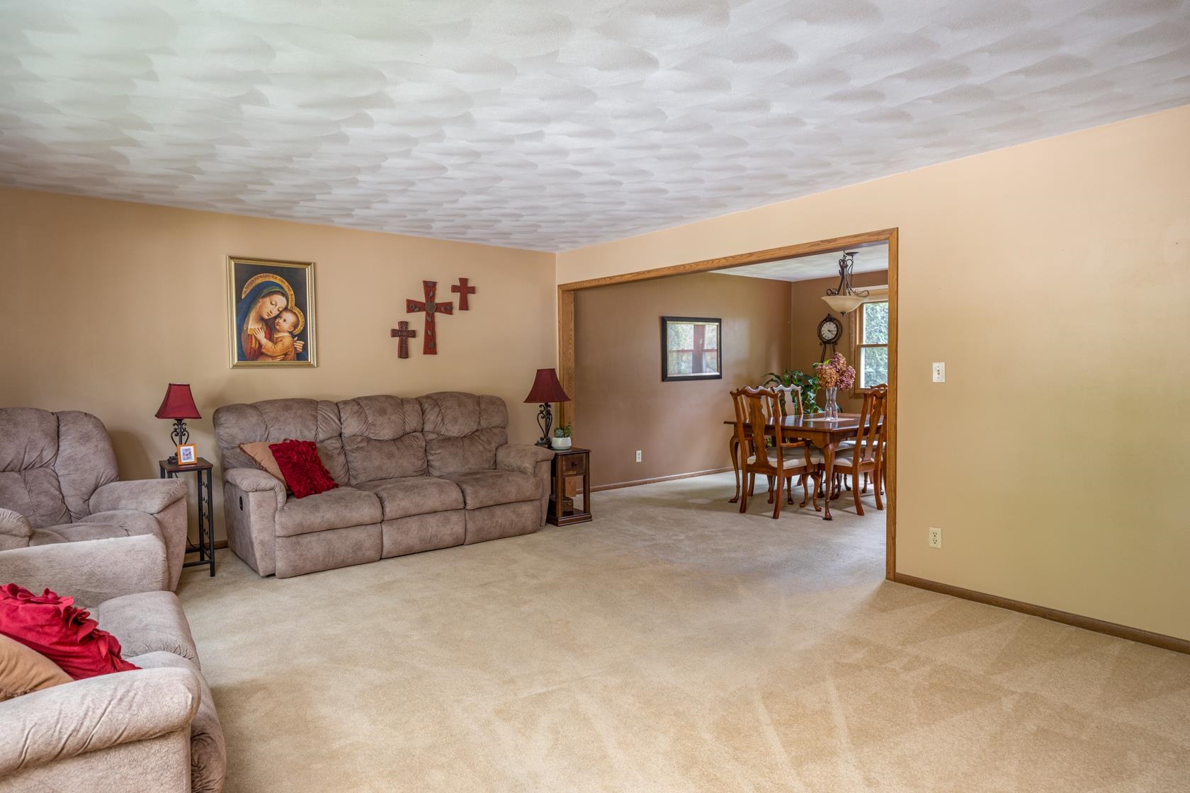 1715 North Viola Street Appleton, WI 54911 - Photo 7 of 44