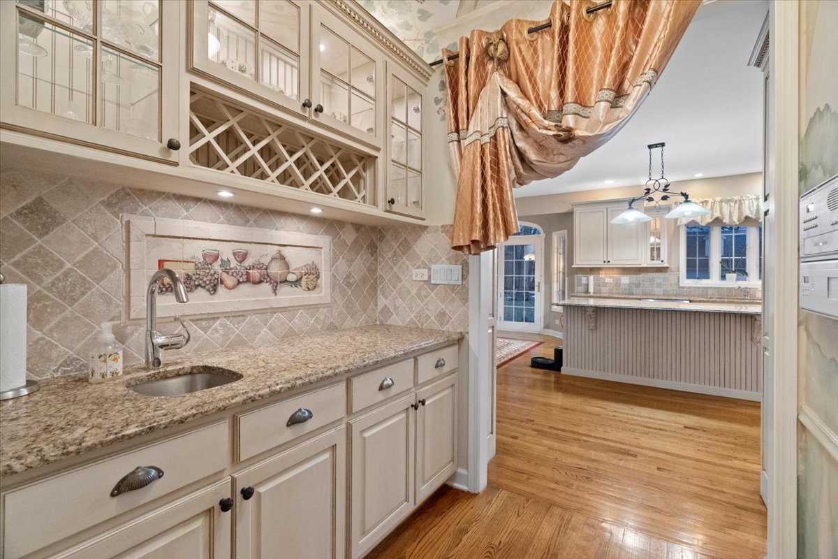 325 Williams Street Roselle, IL 60172 - Photo 14 of 40
