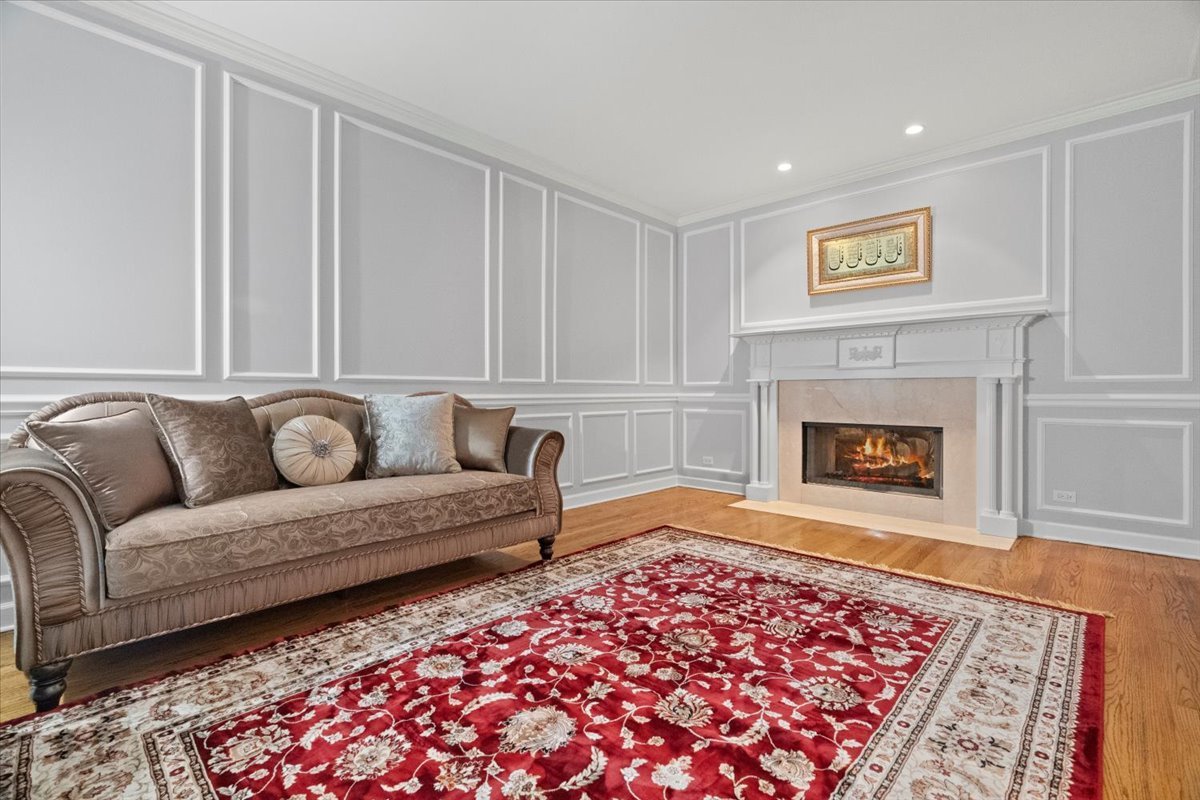 325 Williams Street Roselle, IL 60172 - Photo 5 of 40