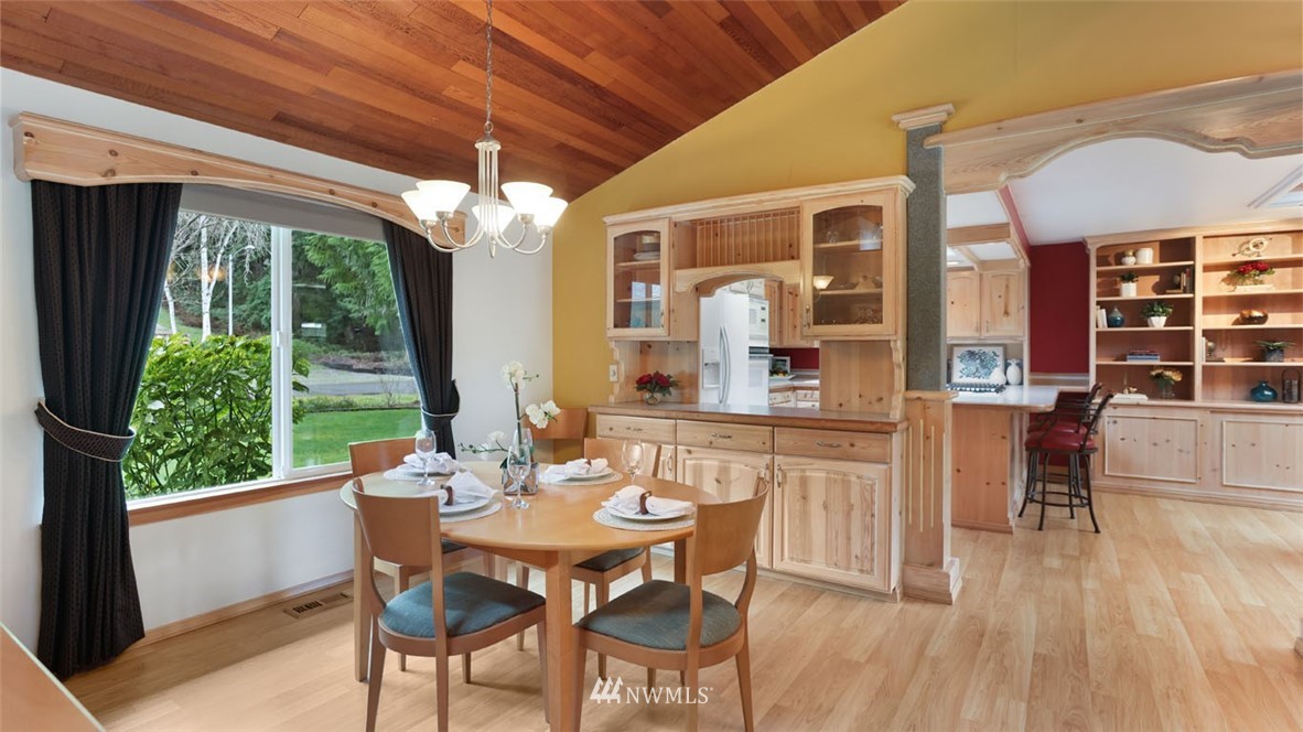 16433 Southeast 145th Street Renton, WA 98059 - Photo 13 of 38