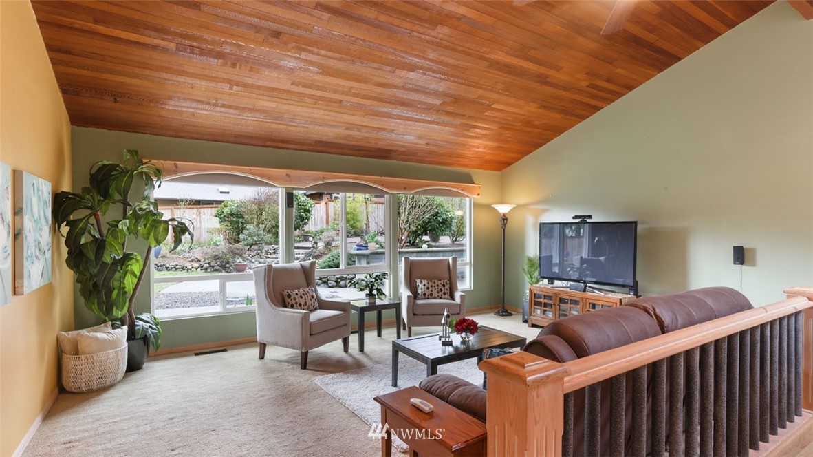 16433 Southeast 145th Street Renton, WA 98059 - Photo 9 of 38