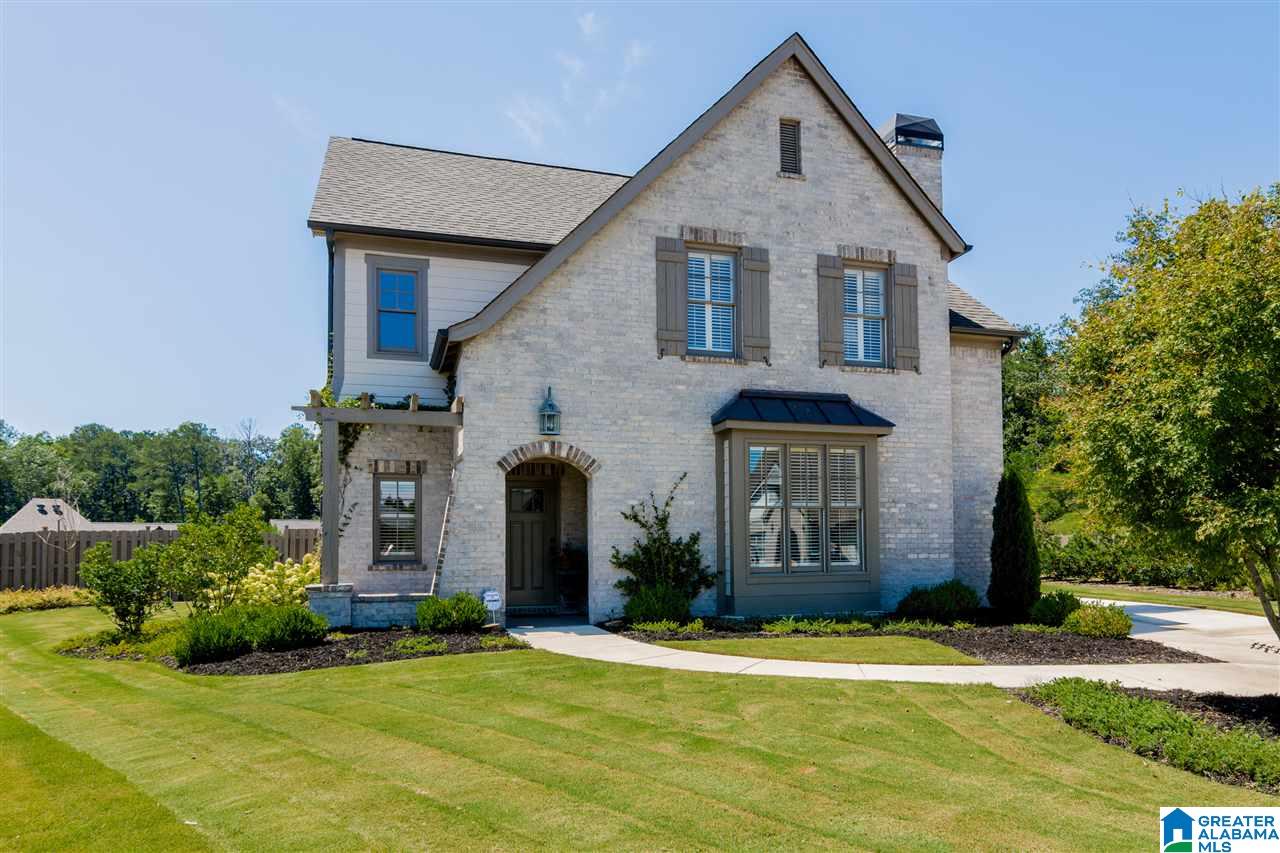 1465 Oxford Manor Circle Birmingham, AL 35242 - Photo 2 of 37