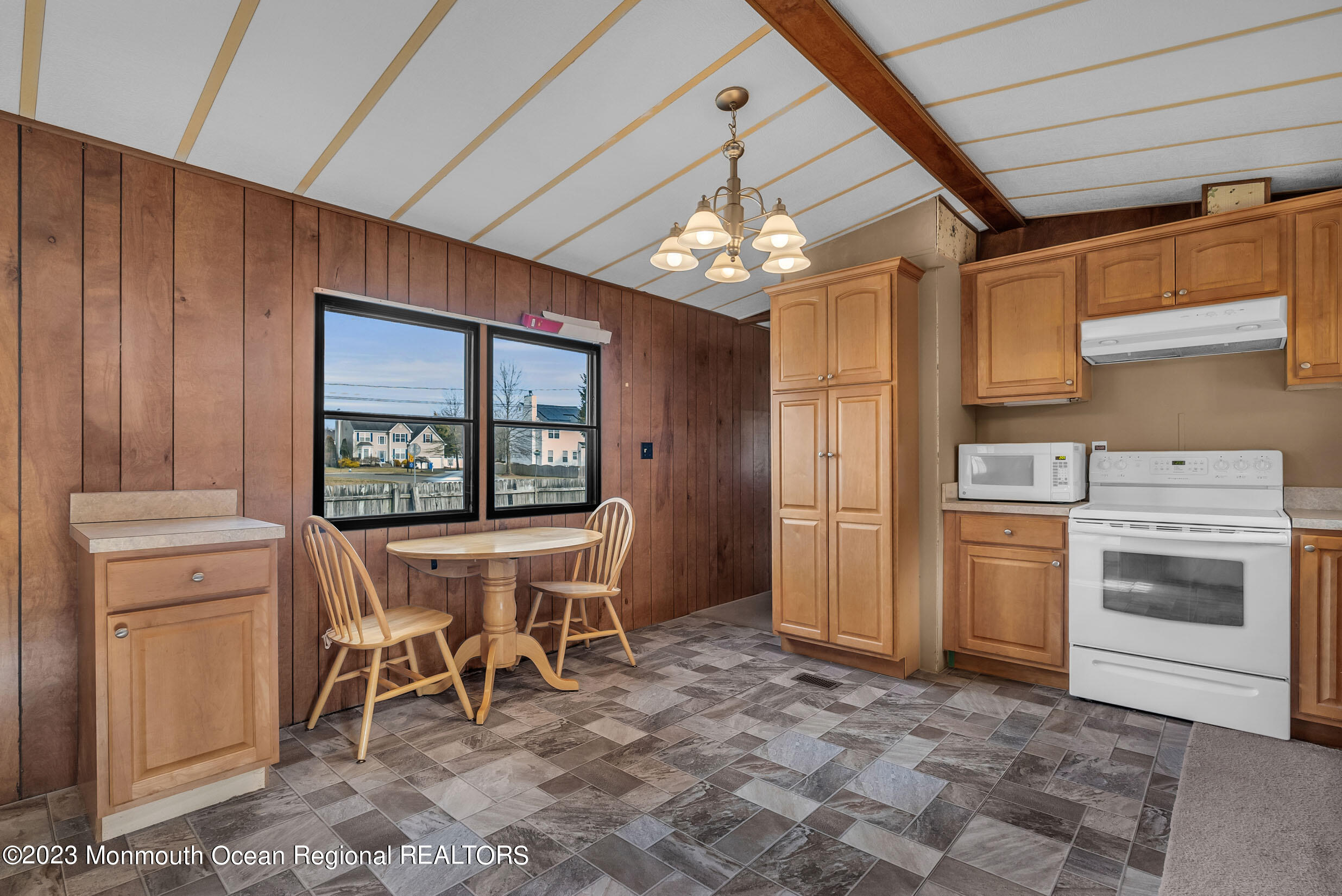 3044 Nicoletti Road Manchester Township, NJ 08759 - Photo 4 of 27 5 (2)