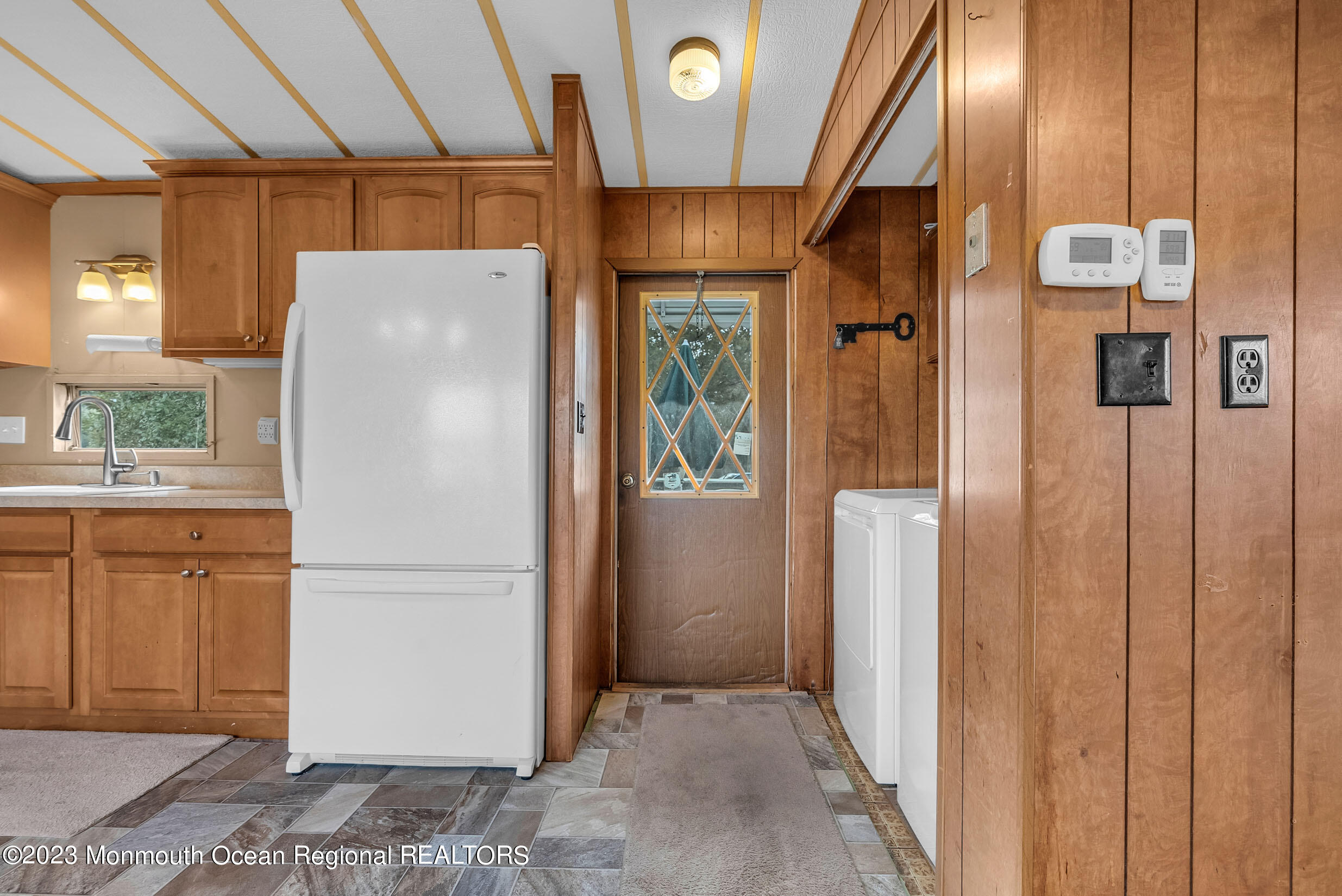 3044 Nicoletti Road Manchester Township, NJ 08759 - Photo 8 of 27 5 (6)