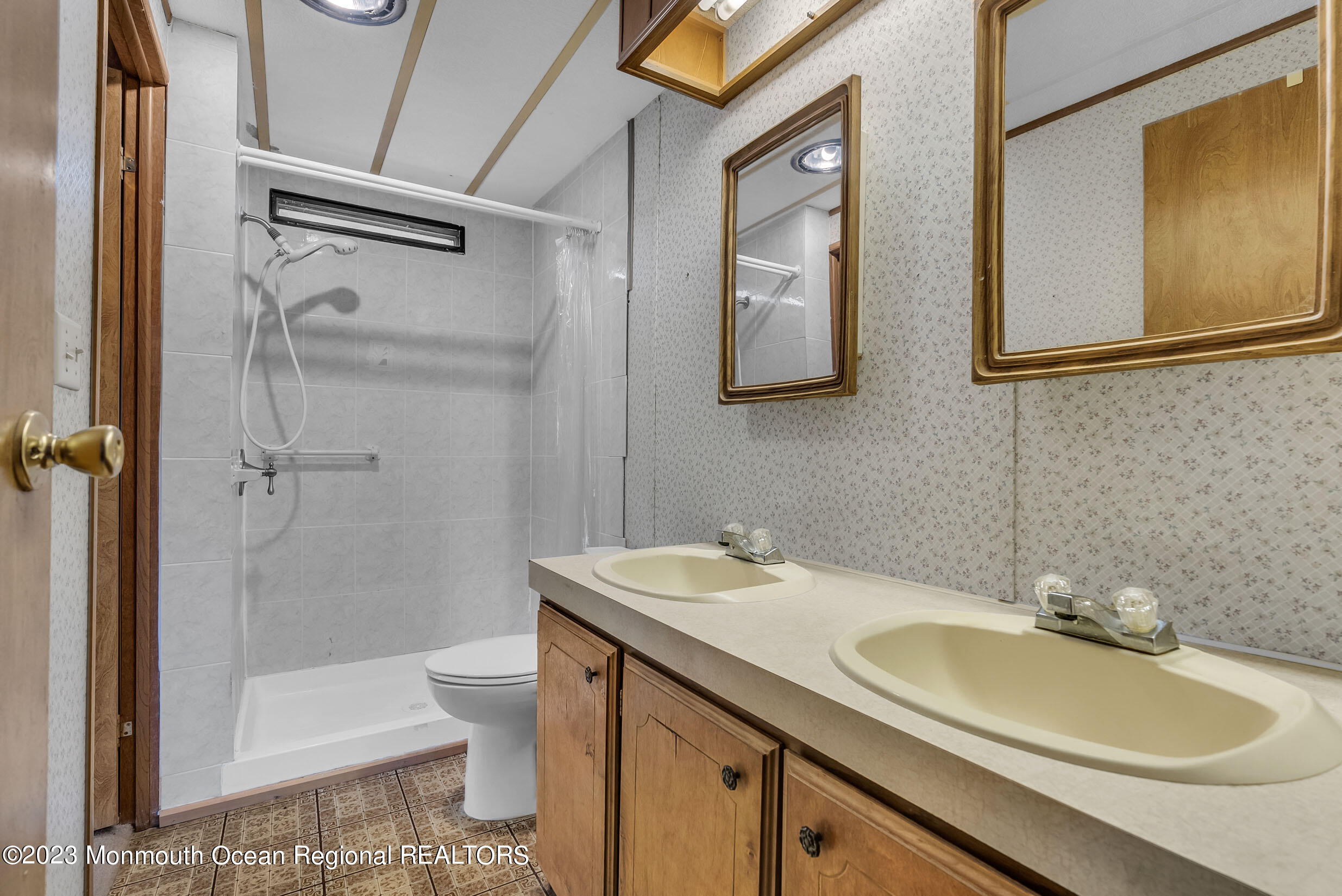 3044 Nicoletti Road Manchester Township, NJ 08759 - Photo 9 of 27 5 (7)